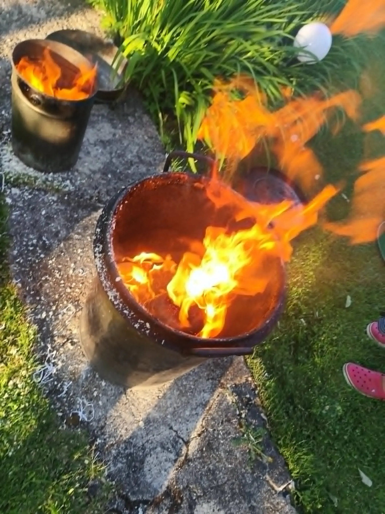 Flames during the Raku reduction stage